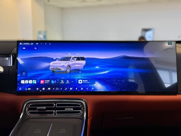 2025 Geely Galaxy M9 210, серебристый, 6700000 рублей - вид 18