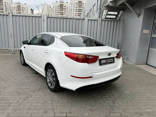 2014 Kia Optima III Рестайлинг, белый, 1175000 рублей, вид 3