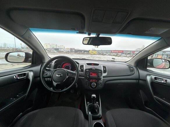 2012 Kia Cerato Koup II, красный, 650000 рублей - вид 9