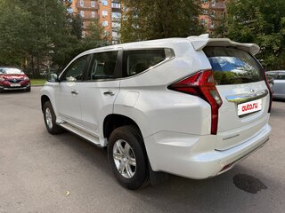 2021 Mitsubishi Montero Sport III Рестайлинг, белый, 3621000 рублей, вид 3