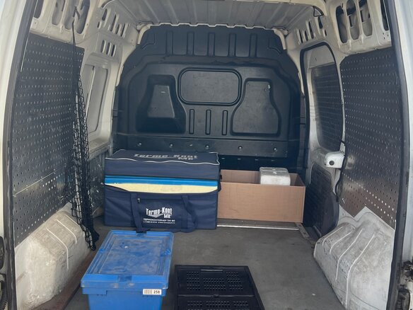 2011 Ford Transit Connect, белый, 580000 рублей - вид 8