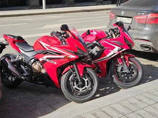2018 Honda CBR 400R, красный, 620000 рублей, вид 2