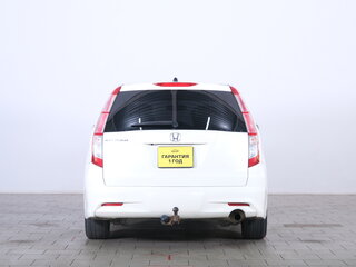 2010 Honda Stream II Рестайлинг, белый, 1229000 рублей, вид 5