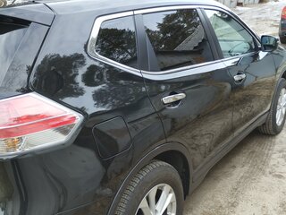2015 Nissan X-Trail III, чёрный, 1980000 рублей, вид 2