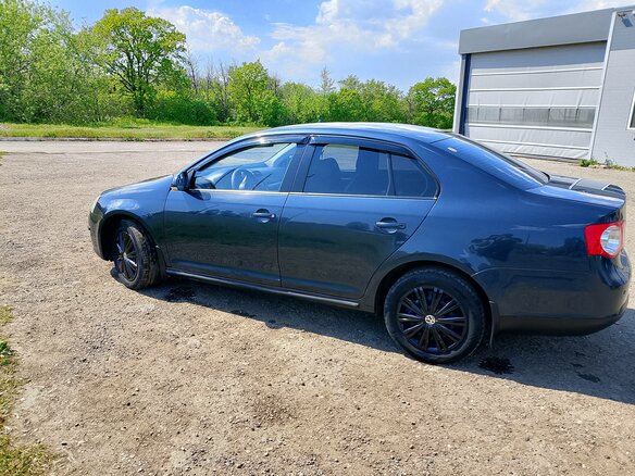 2010 Volkswagen Jetta V, синий, 550000 рублей - вид 4