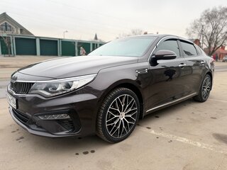 2018 Kia Optima IV Рестайлинг, коричневый, 2030000 рублей, вид 2