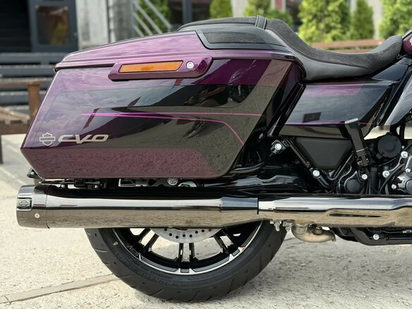 2025 Harley-Davidson CVO Street Glide, фиолетовый, 6650000 рублей - вид 5