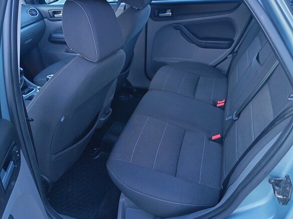 2010 Ford Focus II Рестайлинг, серый, 499000 рублей - вид 13