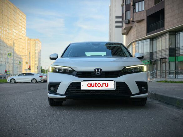 2022 Honda Civic XI, белый, 2300000 рублей - вид 1