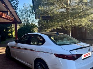 2017 Alfa Romeo Giulia II (952), белый, 2230000 рублей, вид 4