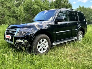 2015 Mitsubishi Pajero IV Рестайлинг 2, чёрный, 2200000 рублей, вид 1