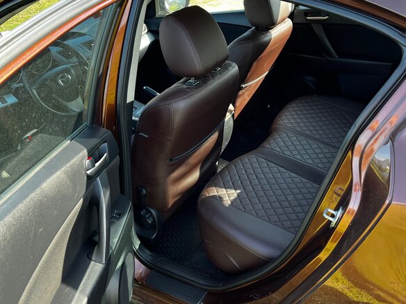 2011 Mazda 3 II (BL) Рестайлинг, коричневый, 740000 рублей - вид 12