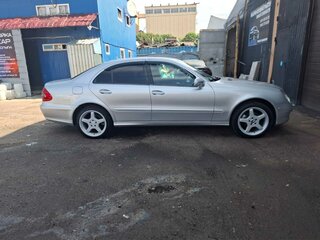 2007 Mercedes-Benz E-Класс 200 III (W211, S211) Рестайлинг, серебристый, 920000 рублей, вид 4