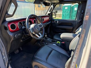 2022 Jeep Wrangler IV (JL), серый, 5400000 рублей, вид 5
