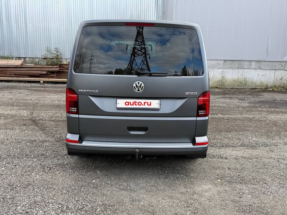 2022 Volkswagen Multivan T6 Рестайлинг, серый, 8500000 рублей - вид 11