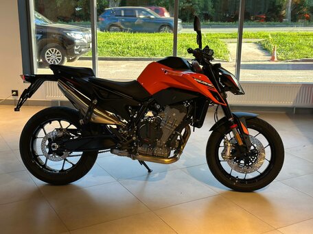 2026 KTM 790 Duke, оранжевый, 1150000 рублей, вид 1