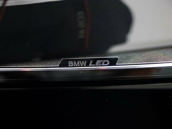 2023 BMW 7 серии 740d xDrive VII (G70), чёрный, 11223000 рублей - вид 33