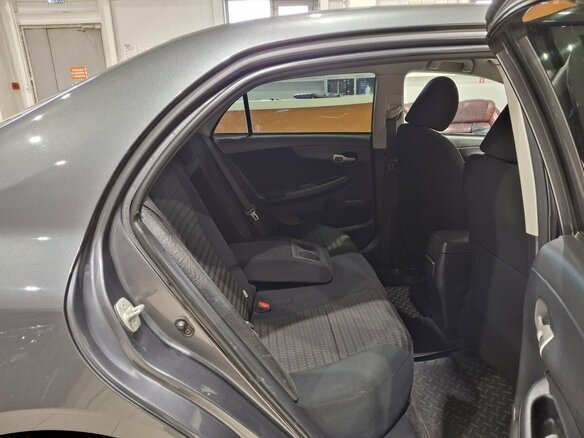 2008 Toyota Corolla X (E140, E150), серый, 550000 рублей - вид 16