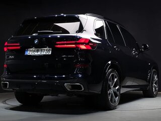 2026 BMW X5 30d IV (G05/G18) Рестайлинг, синий, 14369000 рублей, вид 4