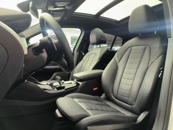 2025 BMW X4 20i II (G02) Рестайлинг, белый, 8350000 рублей - вид 15