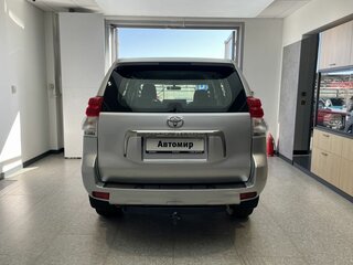2011 Toyota Land Cruiser Prado 150 Series, серебристый, 2390000 рублей, вид 5