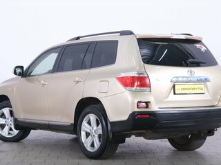 2012 Toyota Highlander II (XU40) Рестайлинг, бежевый, 1799000 рублей, вид 4
