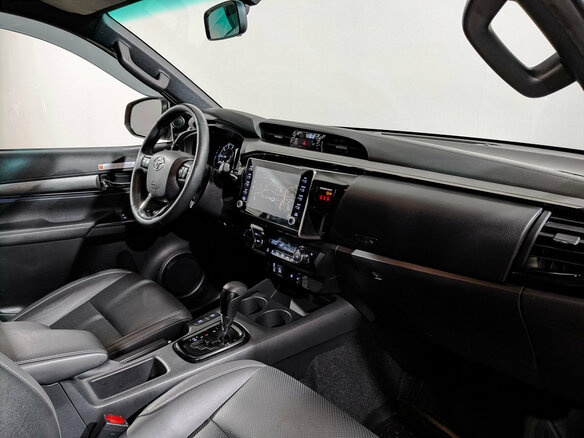 2020 Toyota Hilux VIII Рестайлинг 2, красный - вид 12