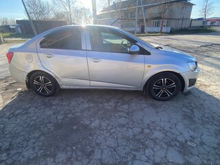 2012 Chevrolet Aveo II, серебристый, 410000 рублей, вид 4
