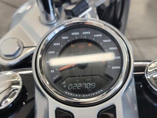 2017 Harley-Davidson Fat Boy, чёрный, 1699000 рублей, вид 2