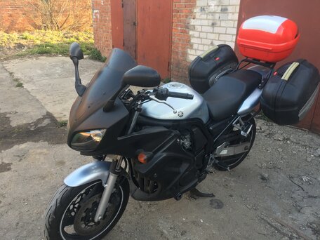 2003 Yamaha FZS600 Fazer, серебристый, 320000 рублей, вид 3
