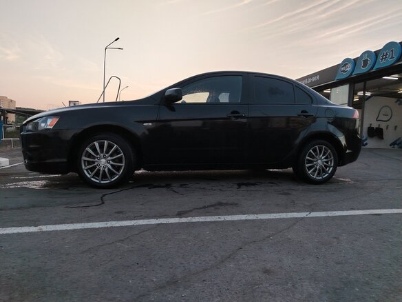 2008 Mitsubishi Lancer X, чёрный, 435000 рублей - вид 2
