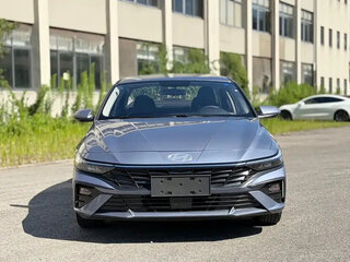 2026 Hyundai Elantra VII (CN7) Рестайлинг, серебристый, 1700000 рублей, вид 2