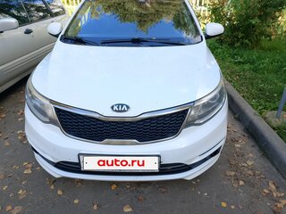 2015 Kia Rio III Рестайлинг, белый, 950000 рублей, вид 1