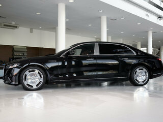 2026 Mercedes-Benz Maybach S-Класс 580 II (Z223) Рестайлинг, чёрный, 36300000 рублей, вид 3