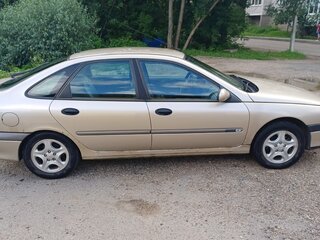 1999 Renault Laguna I, серебристый, 230000 рублей, вид 2