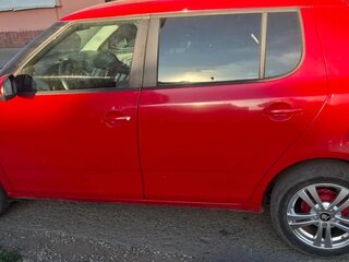 2012 Skoda Fabia II Рестайлинг, красный, 370000 рублей, вид 2
