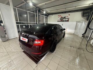 2015 Skoda Octavia III (A7), чёрный, 1800000 рублей, вид 3