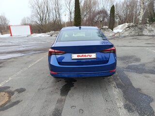 2021 Skoda Octavia IV (A8), жёлтый, 1890000 рублей, вид 2