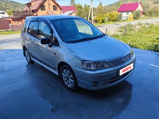 2000 Toyota Corolla Spacio I, серебристый, 300000 рублей, вид 3