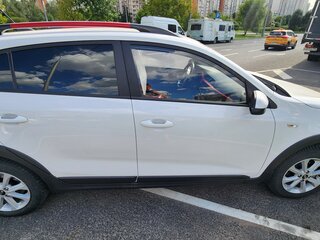 2021 Kia Rio X IV Рестайлинг, белый, 1560000 рублей, вид 4