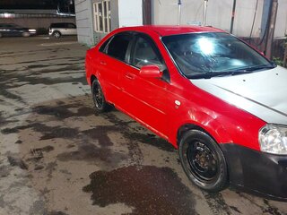 2004 Chevrolet Lacetti I, красный, 180000 рублей, вид 3