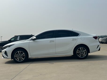 2022 Kia K3 II (China Market) Рестайлинг, белый, 2017000 рублей, вид 2