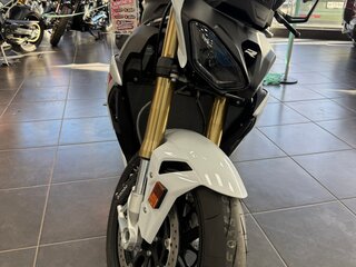 2026 BMW S 1000 R, белый, 2750000 рублей, вид 4