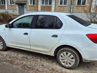 2014 Renault Logan II, белый, 400000 рублей, вид 4