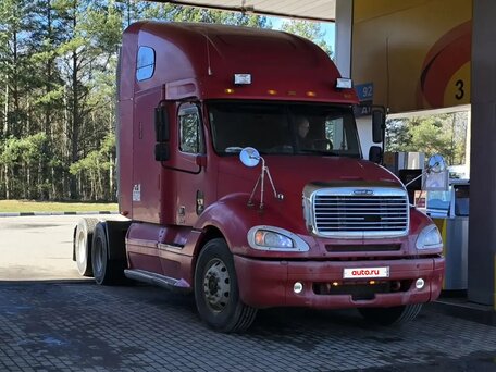 2003 Freightliner Columbia, красный, 900000 рублей, вид 2