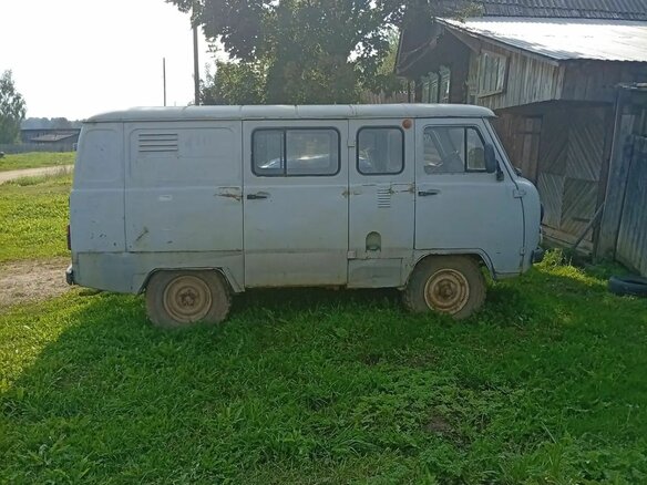 1993 УАЗ 3909, серый
