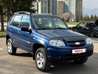 2016 Chevrolet Niva I Рестайлинг, синий, 430000 рублей, вид 4
