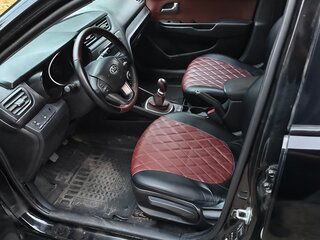 2012 Kia Rio 5-speed III, чёрный, 470000 рублей, вид 5