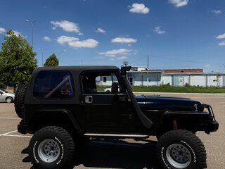 1990 Jeep Wrangler I (YJ), чёрный, 1500000 рублей, вид 2