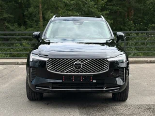 2025 Volvo XC90 B5 II Рестайлинг 2, чёрный, 10900000 рублей, вид 4